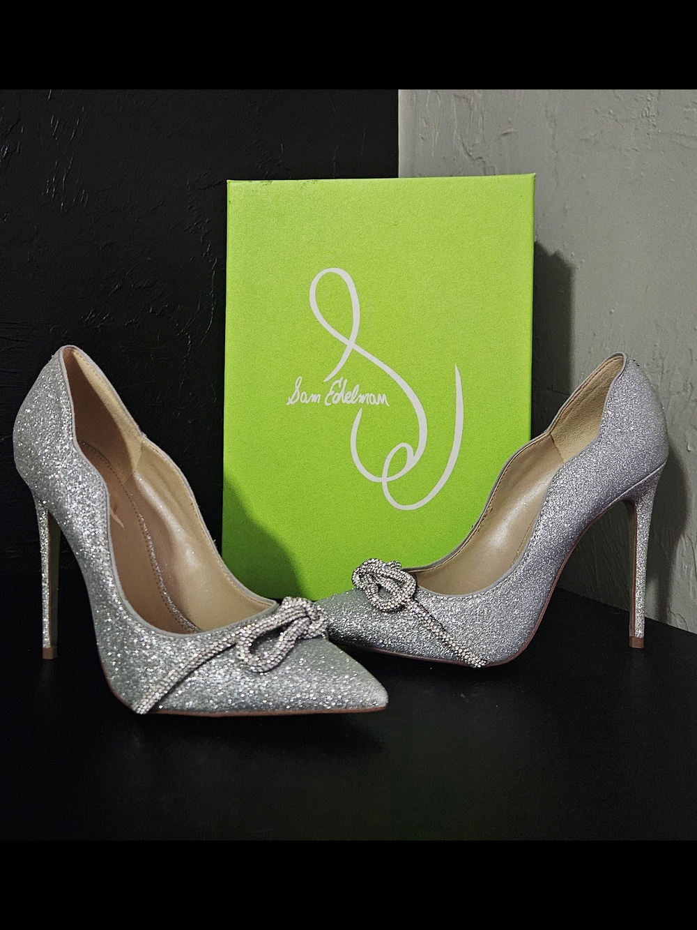 Sam Edelman Silver Glitter Pointed Knot Pumps